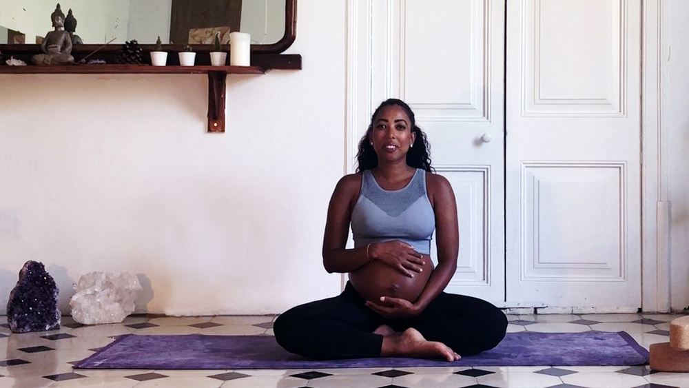 Pregnancy yoga class prenatal yoga online, pregnancy yoga